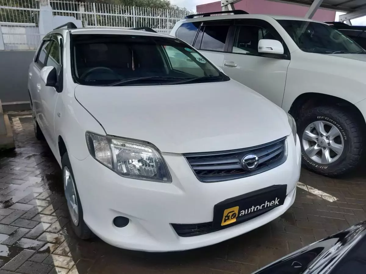 Toyota Fielder    - 2011