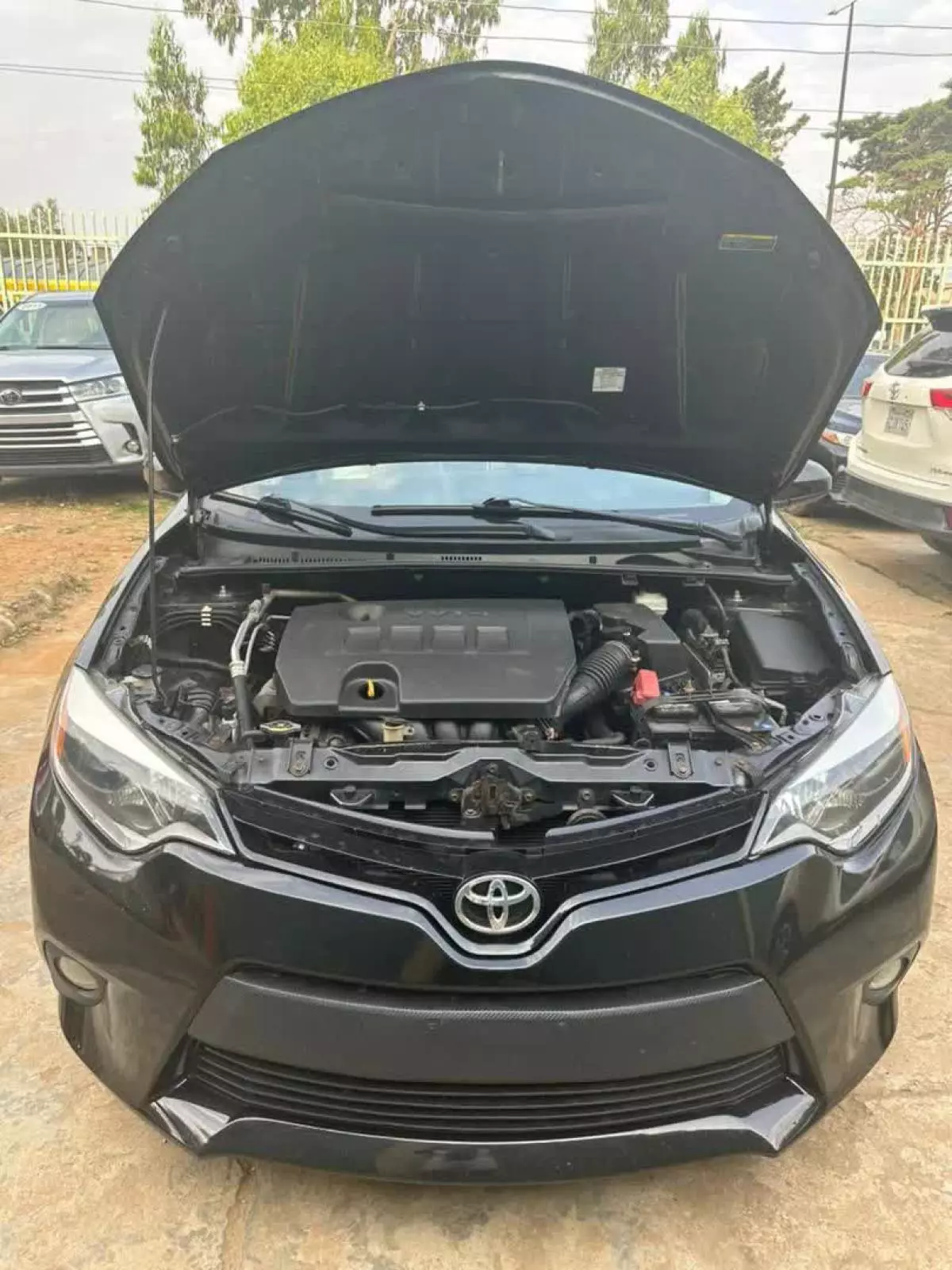 Toyota Corolla   - 2014