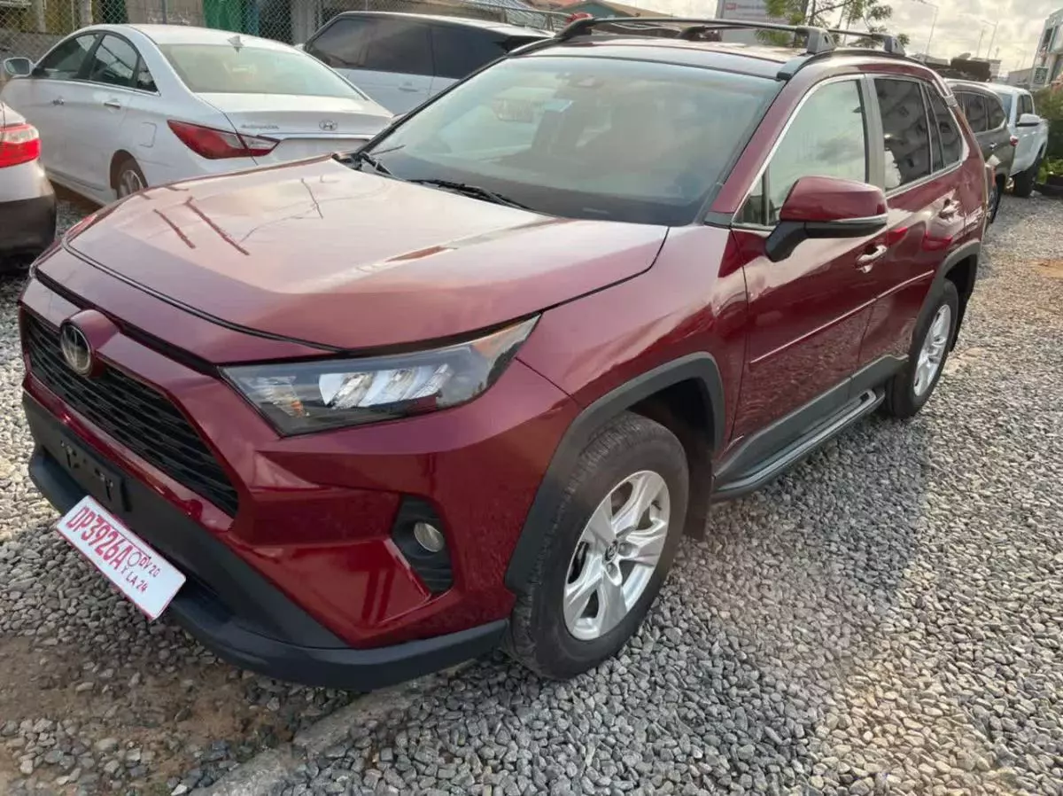 Toyota RAV 4   - 2021