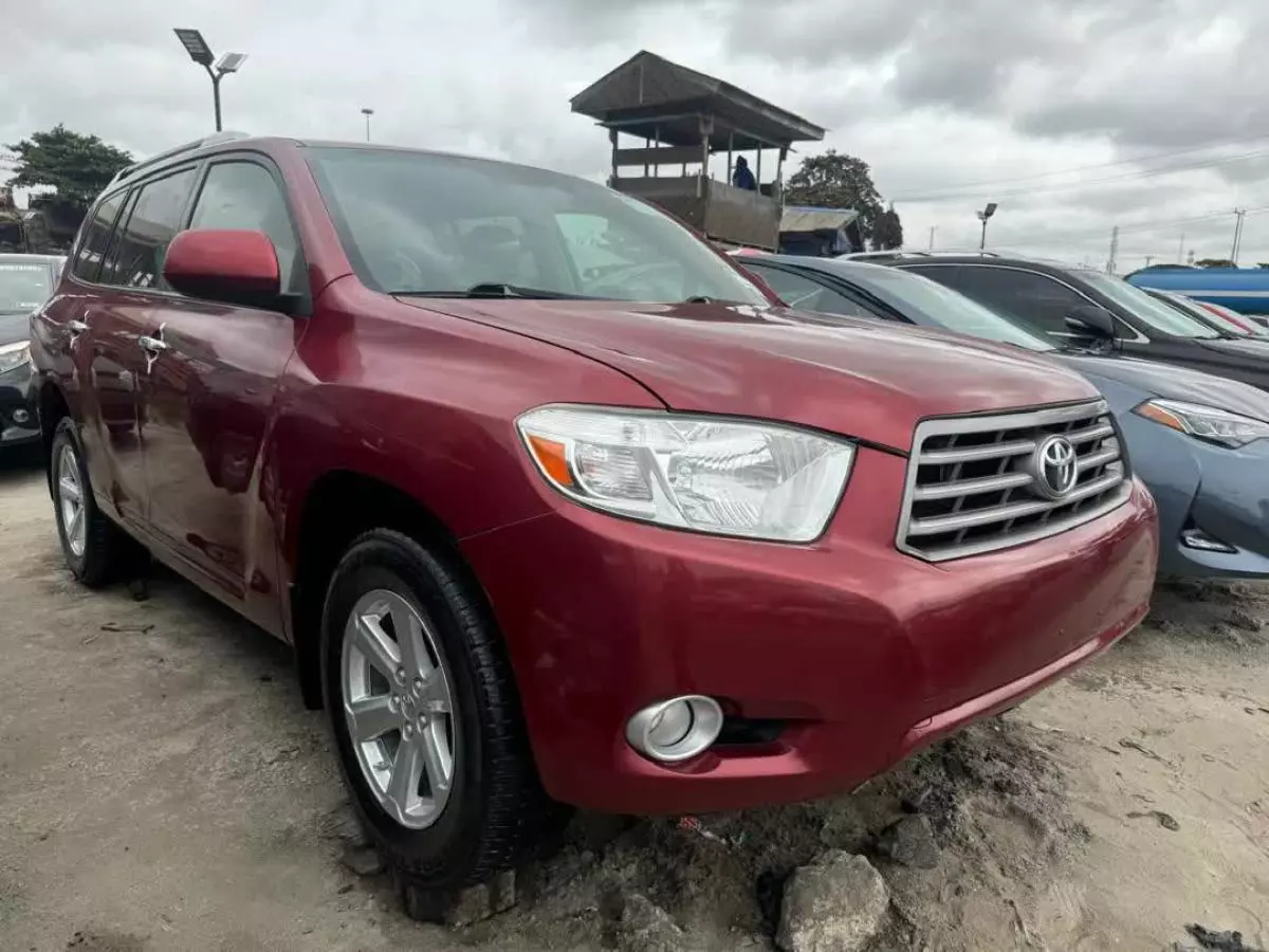 Toyota Highlander   - 2009