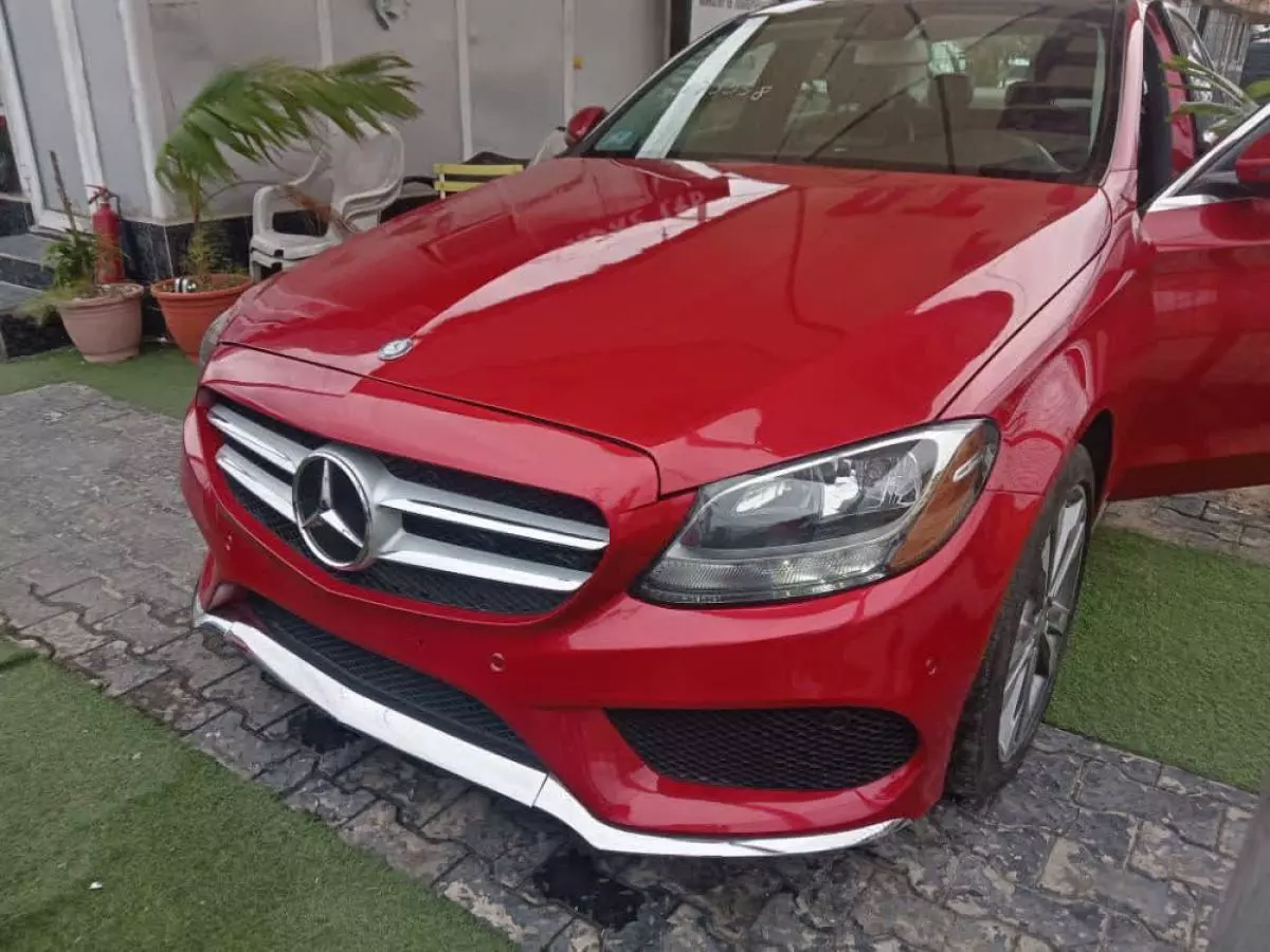Mercedes-Benz C 300 - 2016