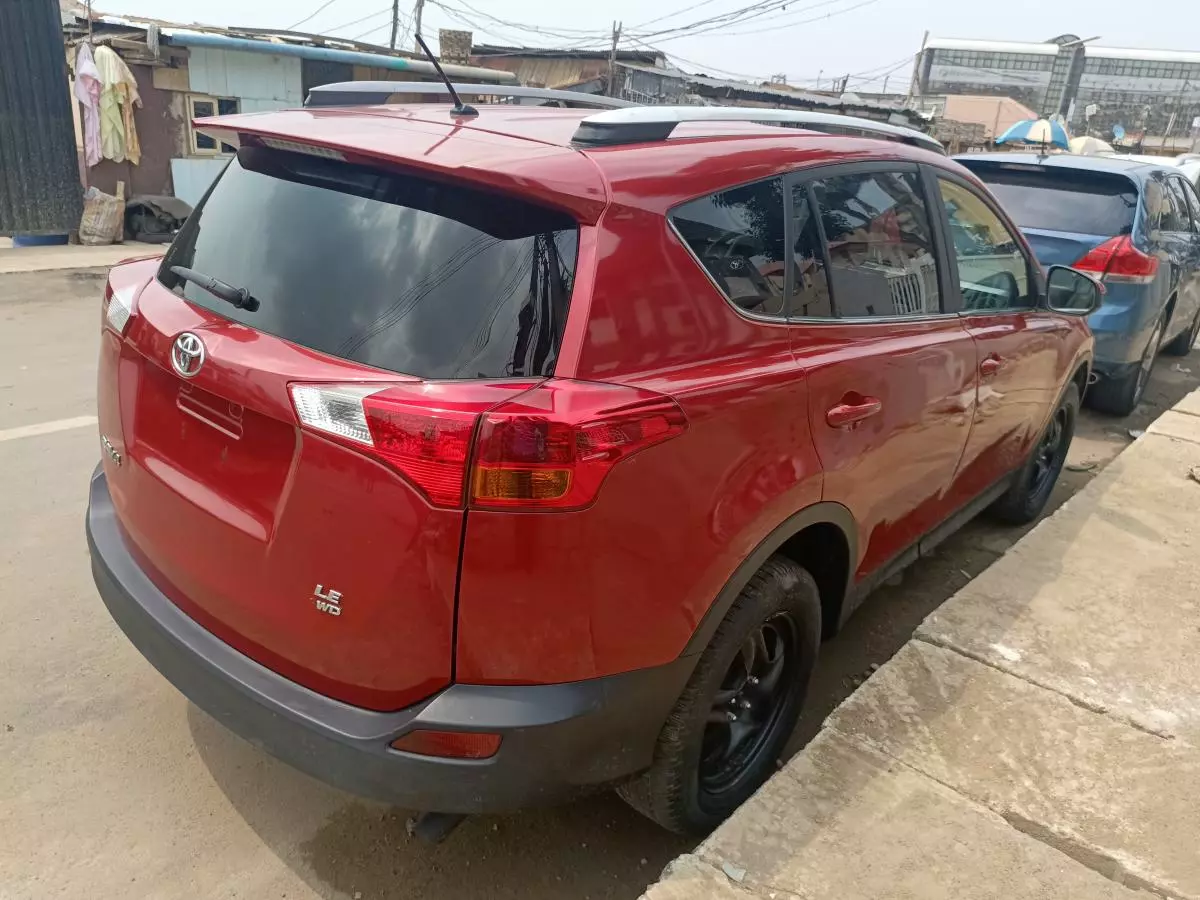 Toyota RAV 4   - 2013