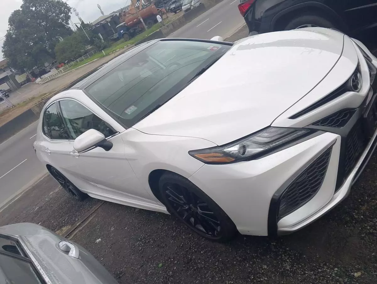 Toyota Camry   - 2021