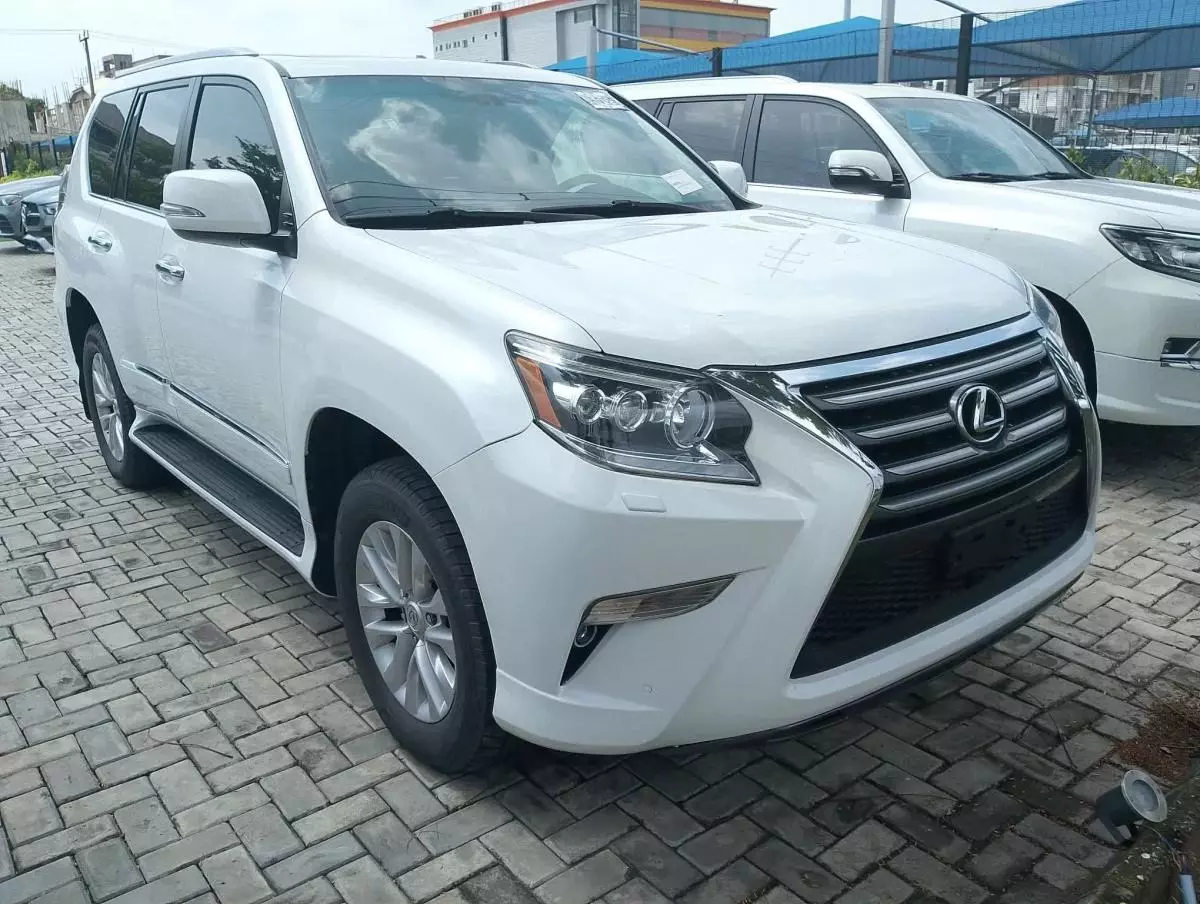 Lexus LX 570   - 2016