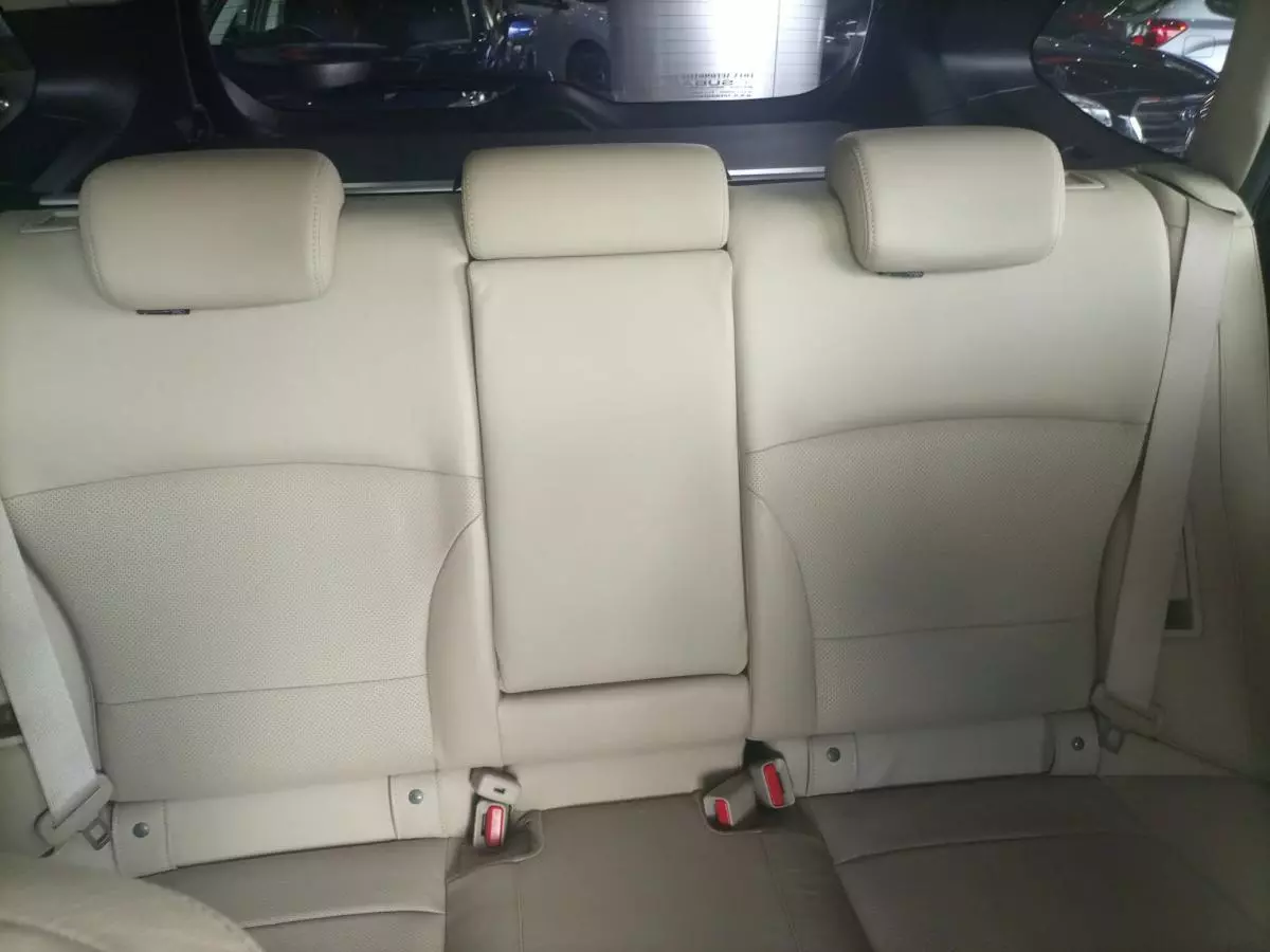 Subaru Outback - 2015