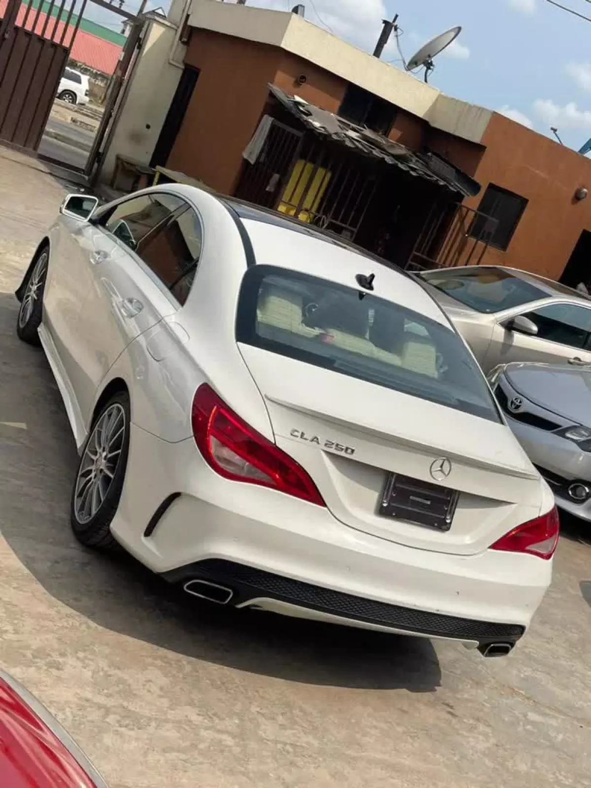 Mercedes-Benz CLA 250   - 2016