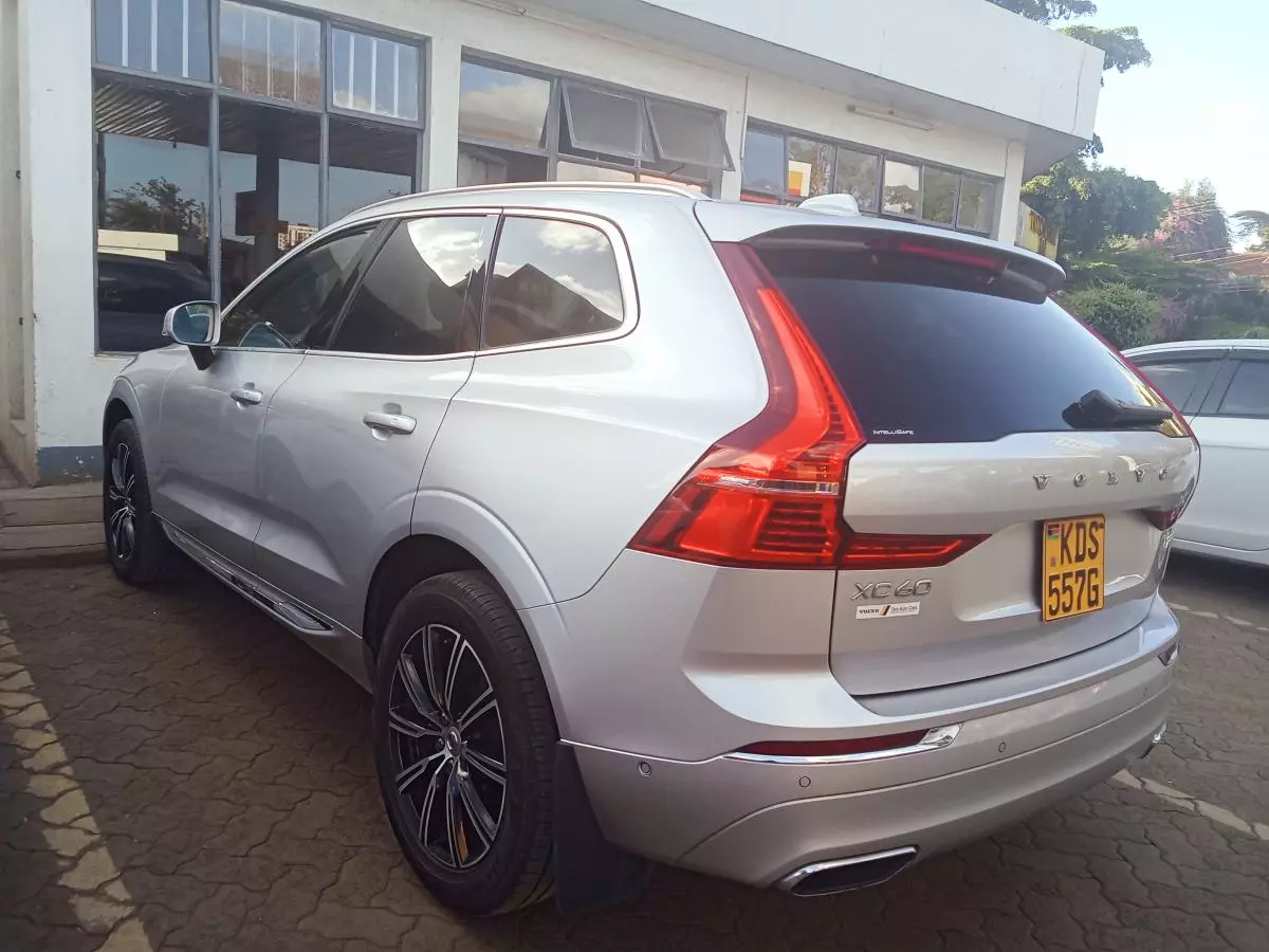 Volvo XC60   - 2017