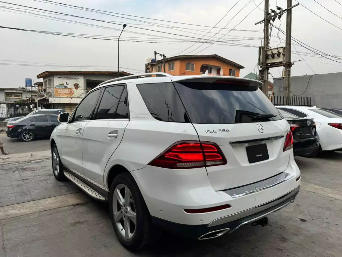 Mercedes-Benz GLE 350   - 2016