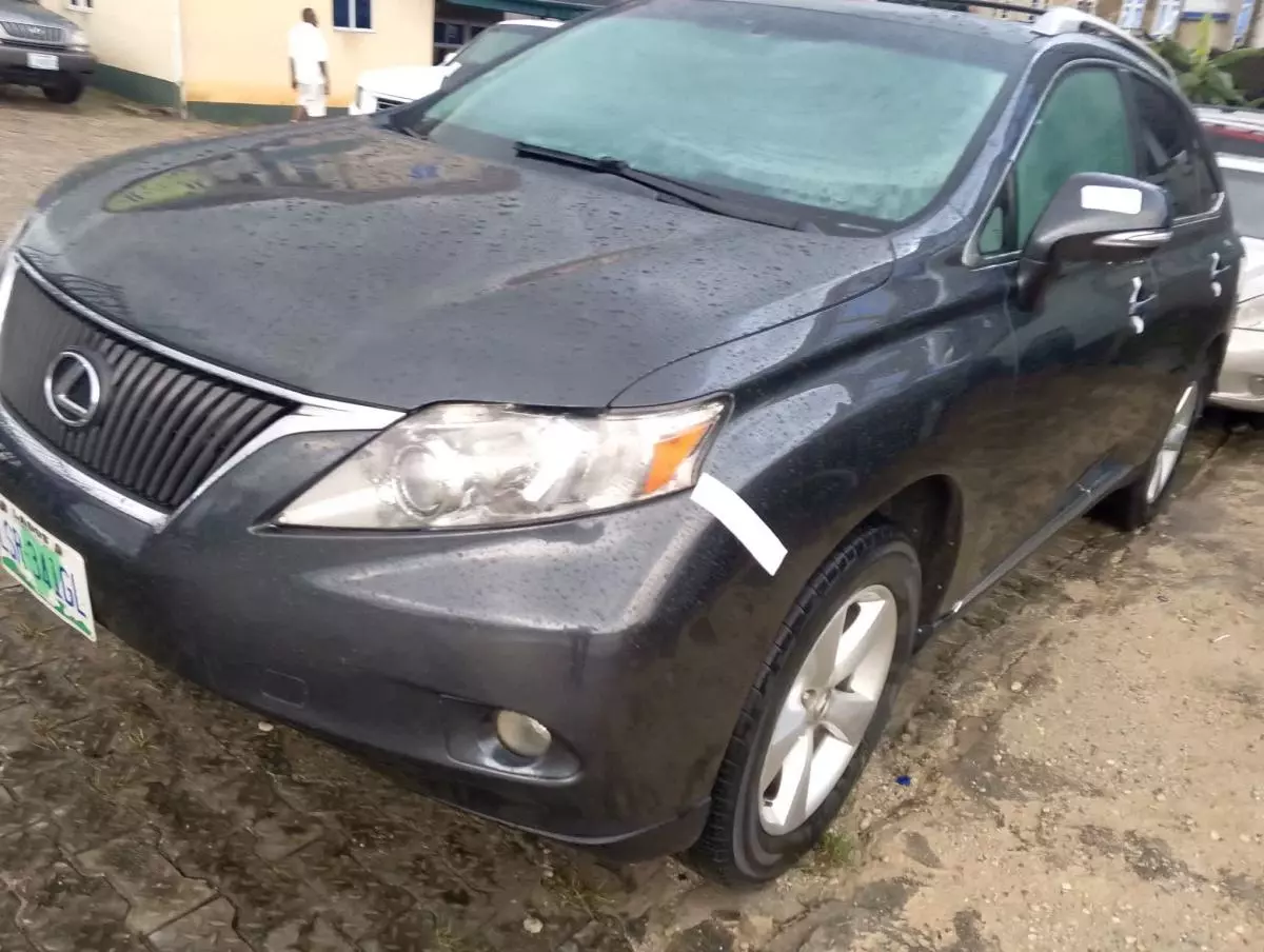 Lexus RX 350   - 2010