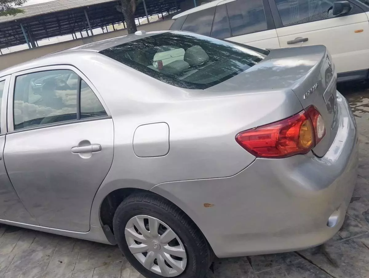 Toyota Corolla   - 2008