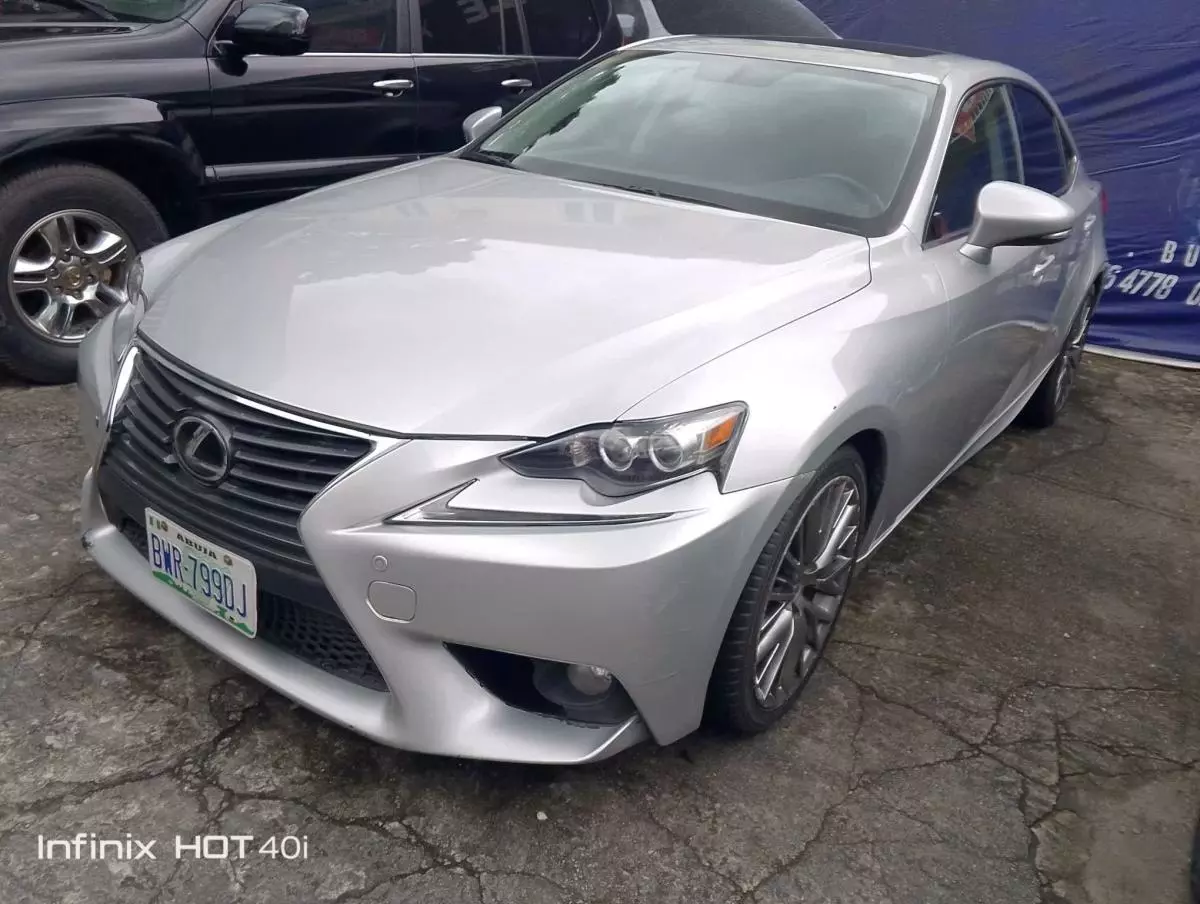 Lexus IS 250   - 2014