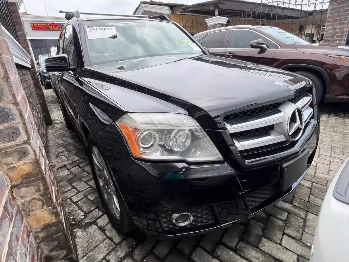 Mercedes-Benz GLK 350   - 2012