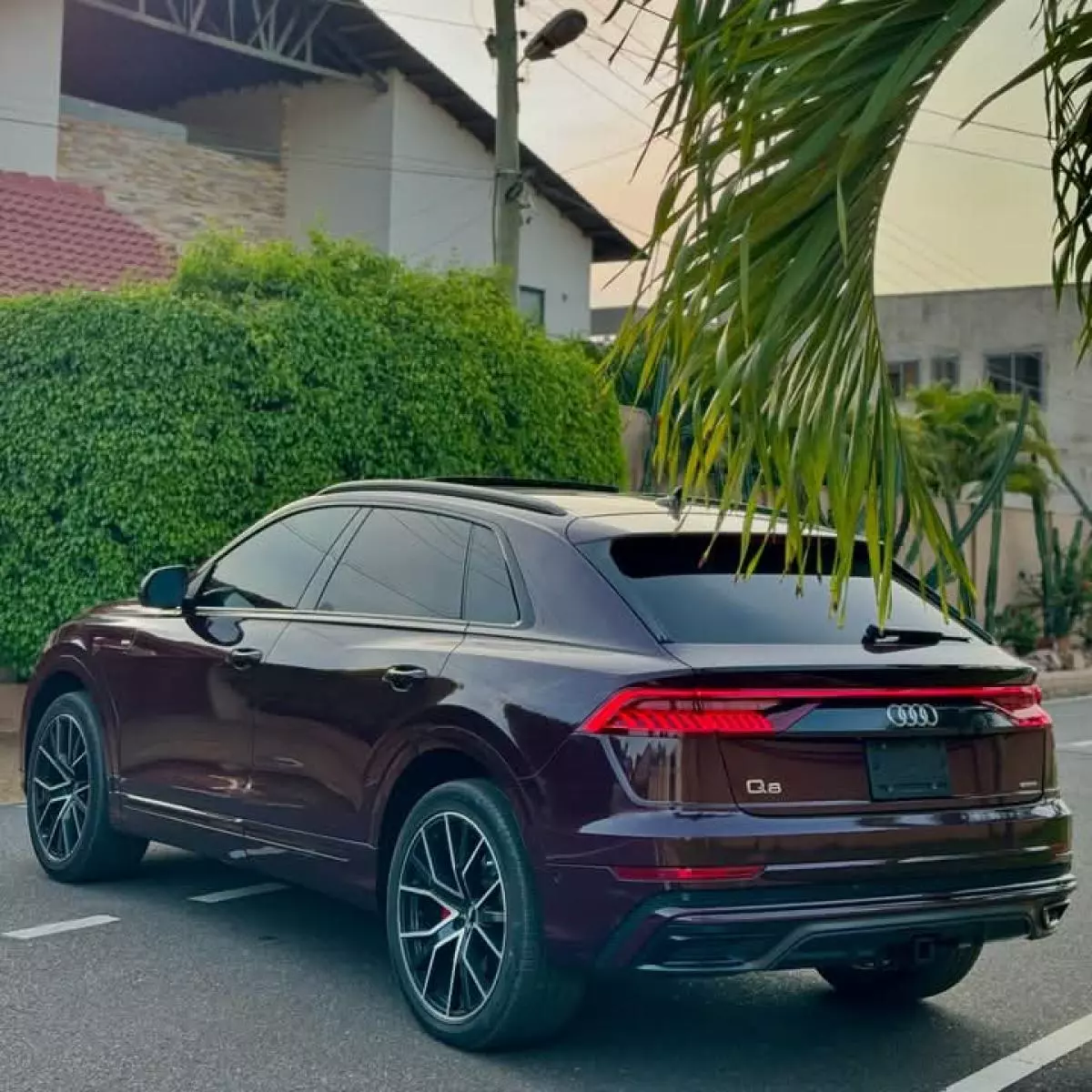 Audi Q8   - 2020