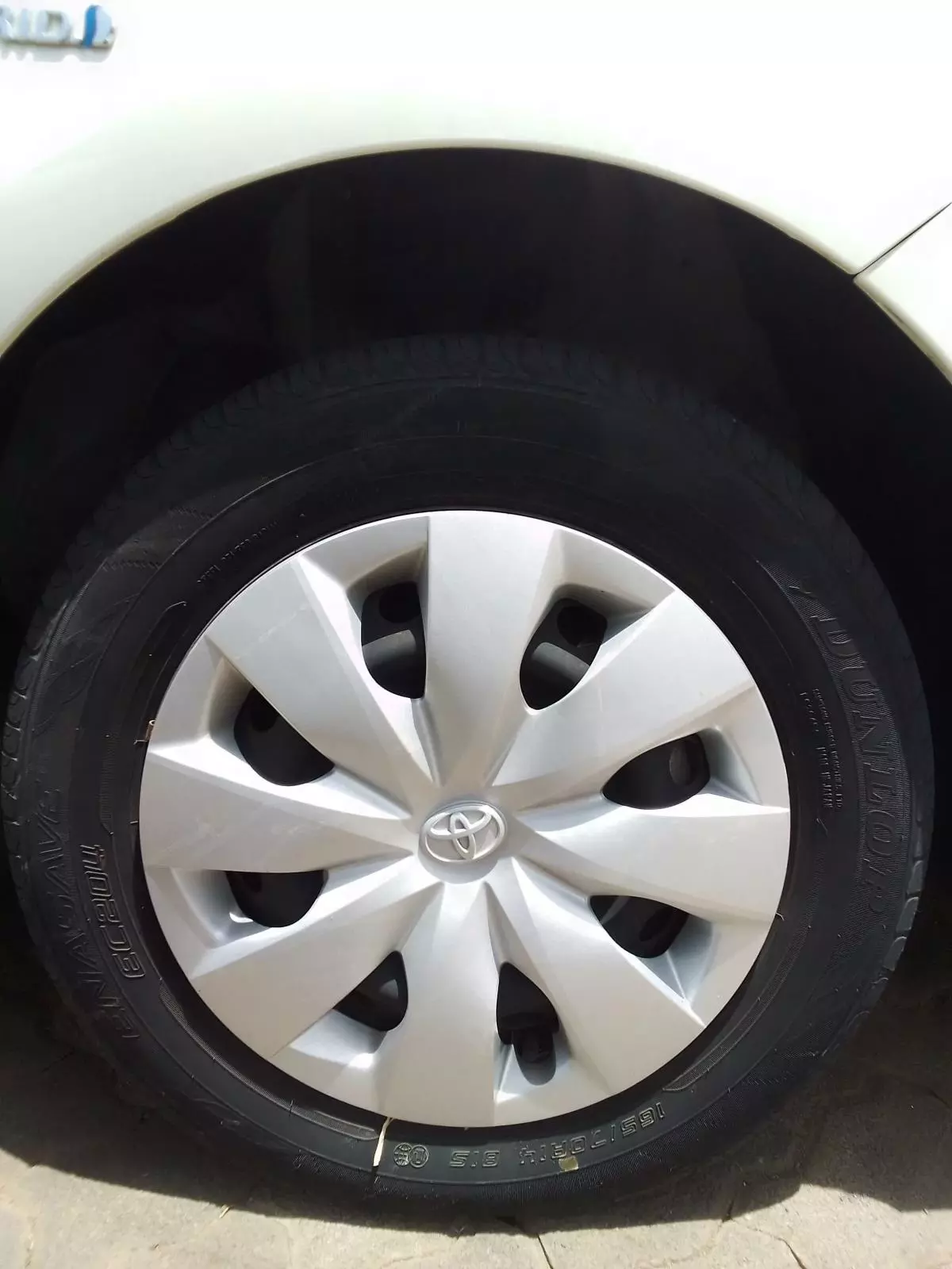 Toyota Aqua Hybrid - 2015