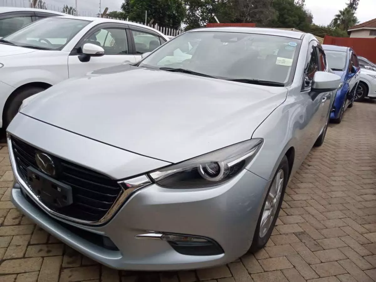 Mazda Axela  - 2016