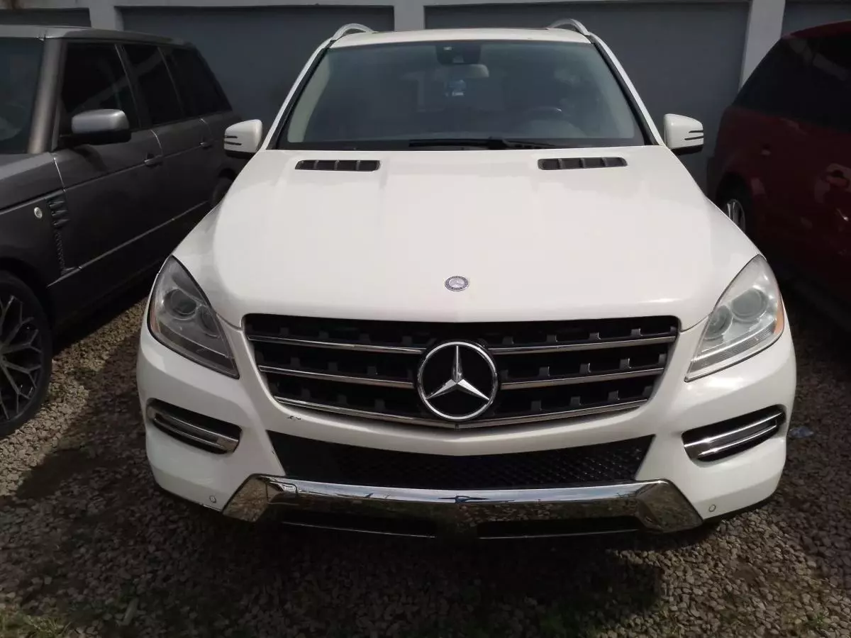 Mercedes-Benz ML 350   - 2012