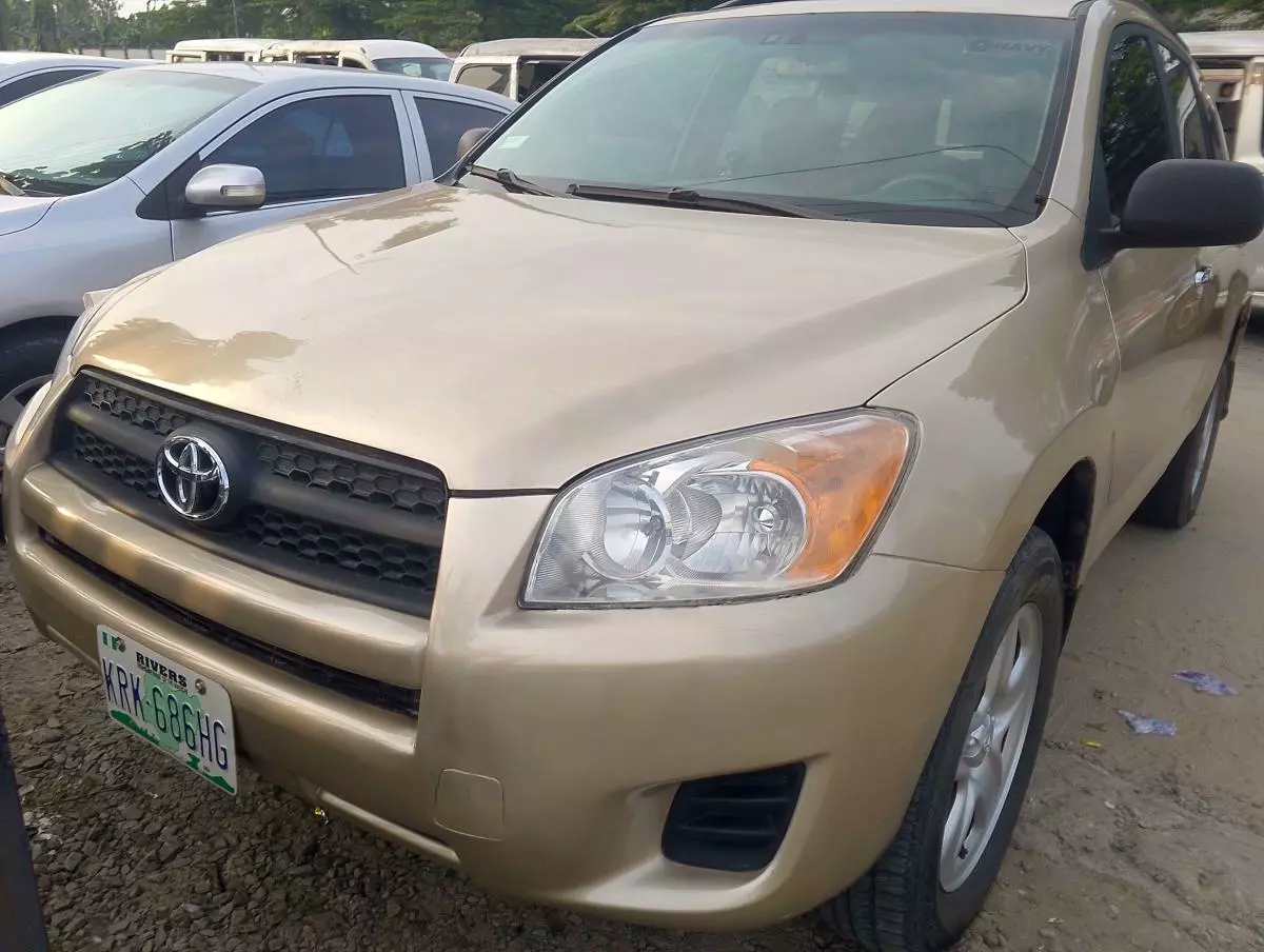 Toyota RAV4   - 2009