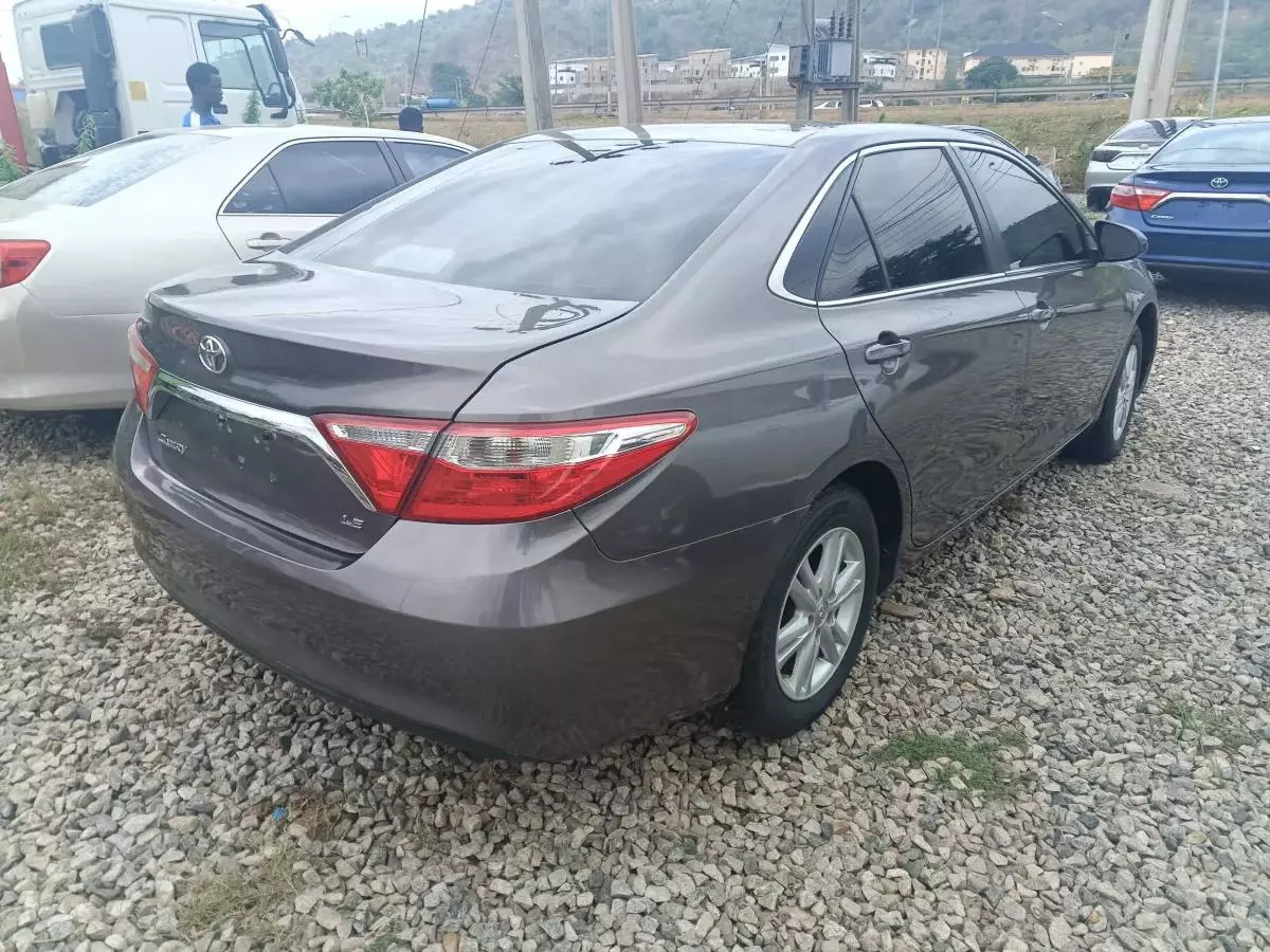 Toyota Camry   - 2015