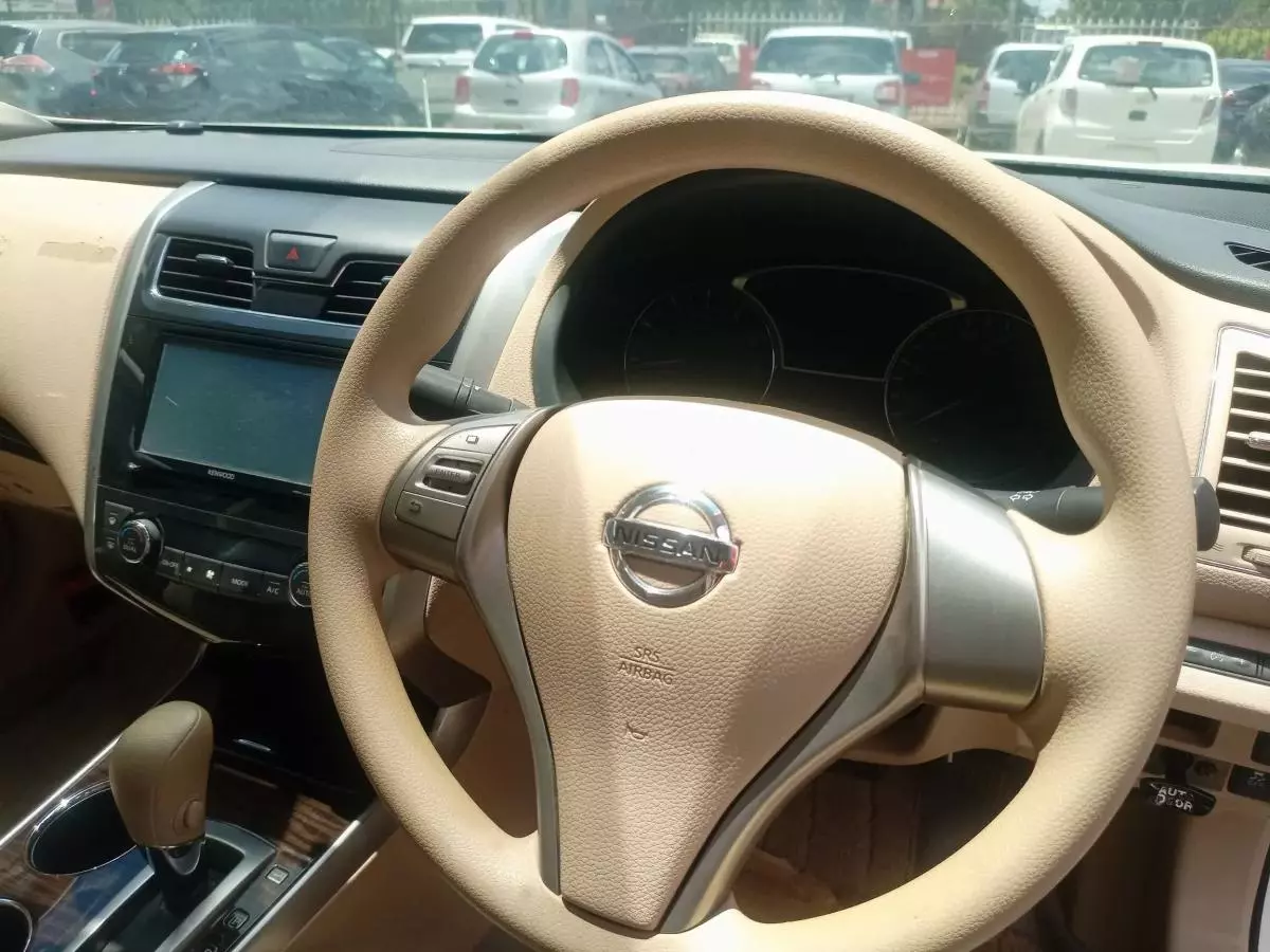 Nissan Teana   - 2015