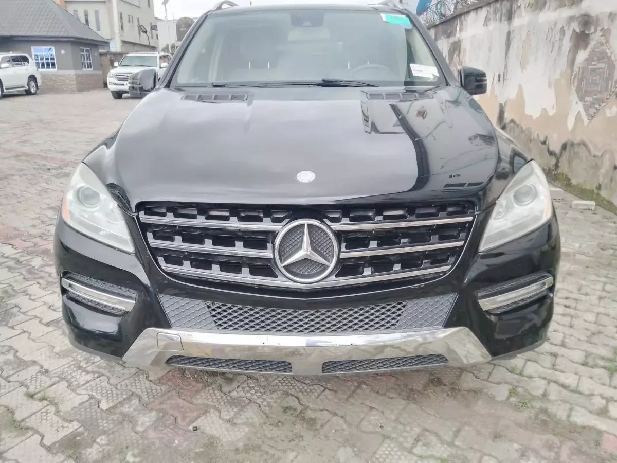 Mercedes-Benz ML 350   - 2012