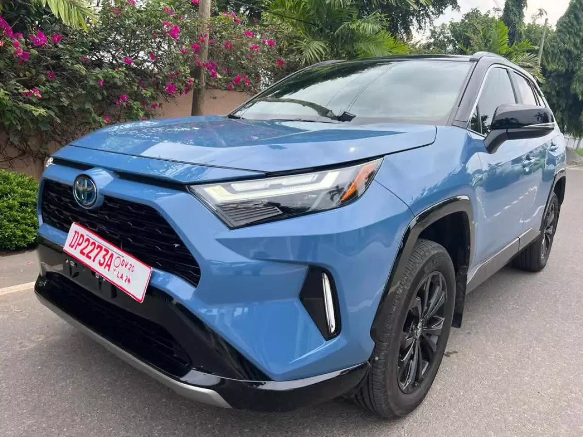 Toyota RAV 4   - 2023