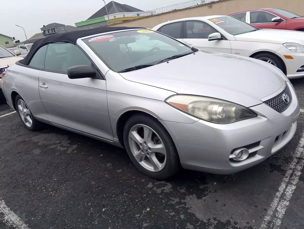 Toyota Solara   - 2008