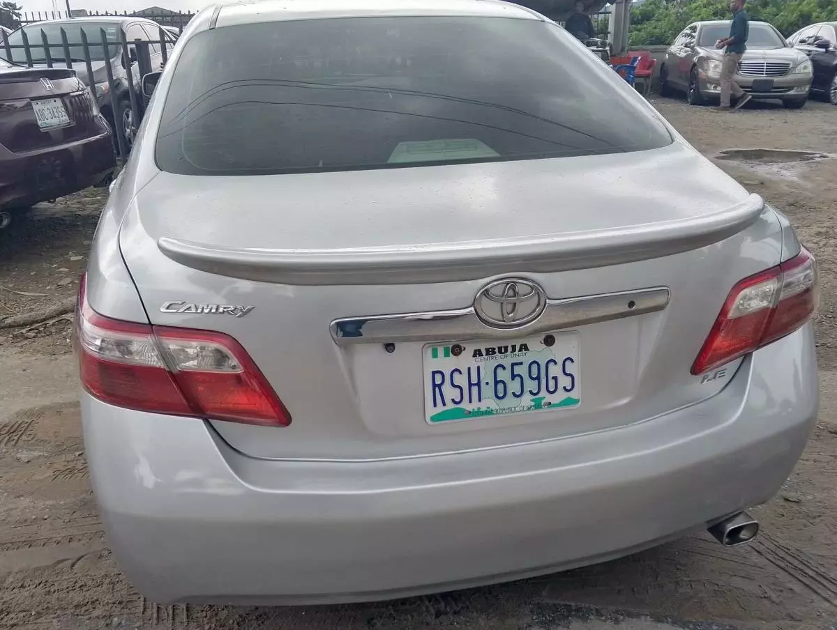 Toyota Camry   - 2008