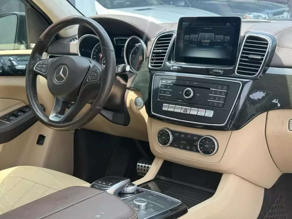 Mercedes-Benz GLE 350   - 2018