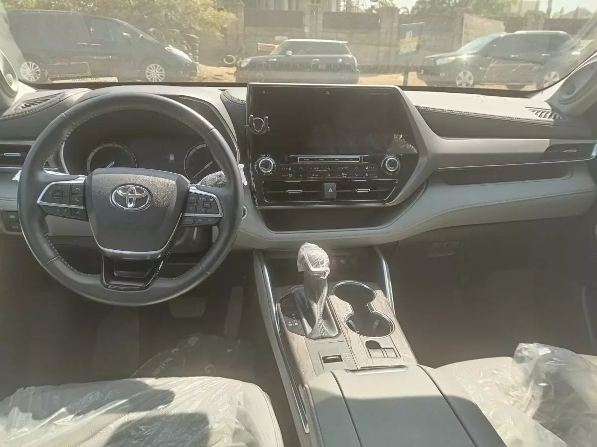 Toyota Highlander - 2020