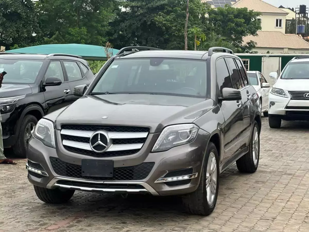 Mercedes-Benz GLK 350   - 2013