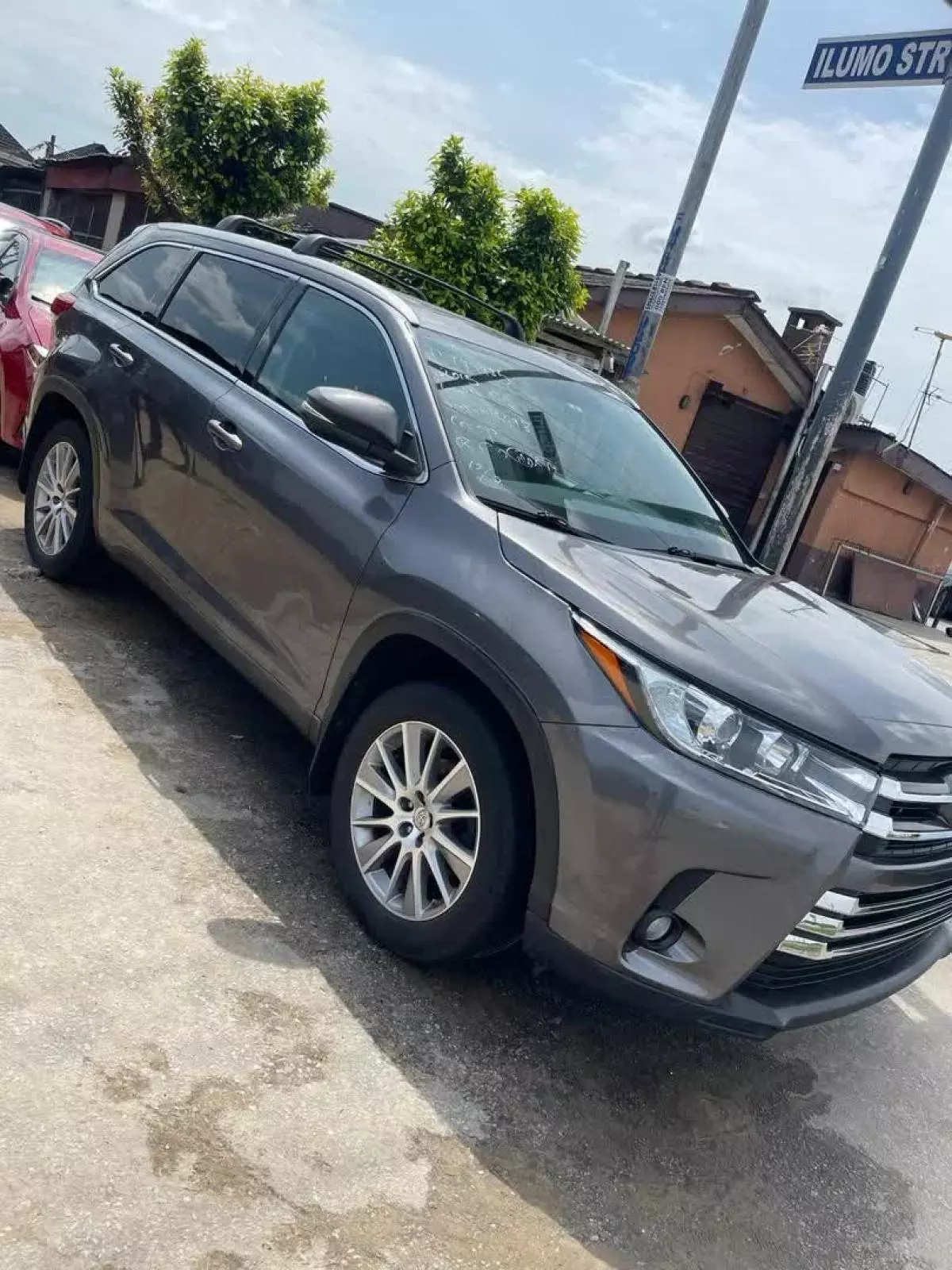 Toyota Highlander   - 2015