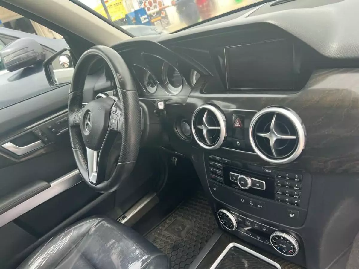Mercedes-Benz GLK 350   - 2015