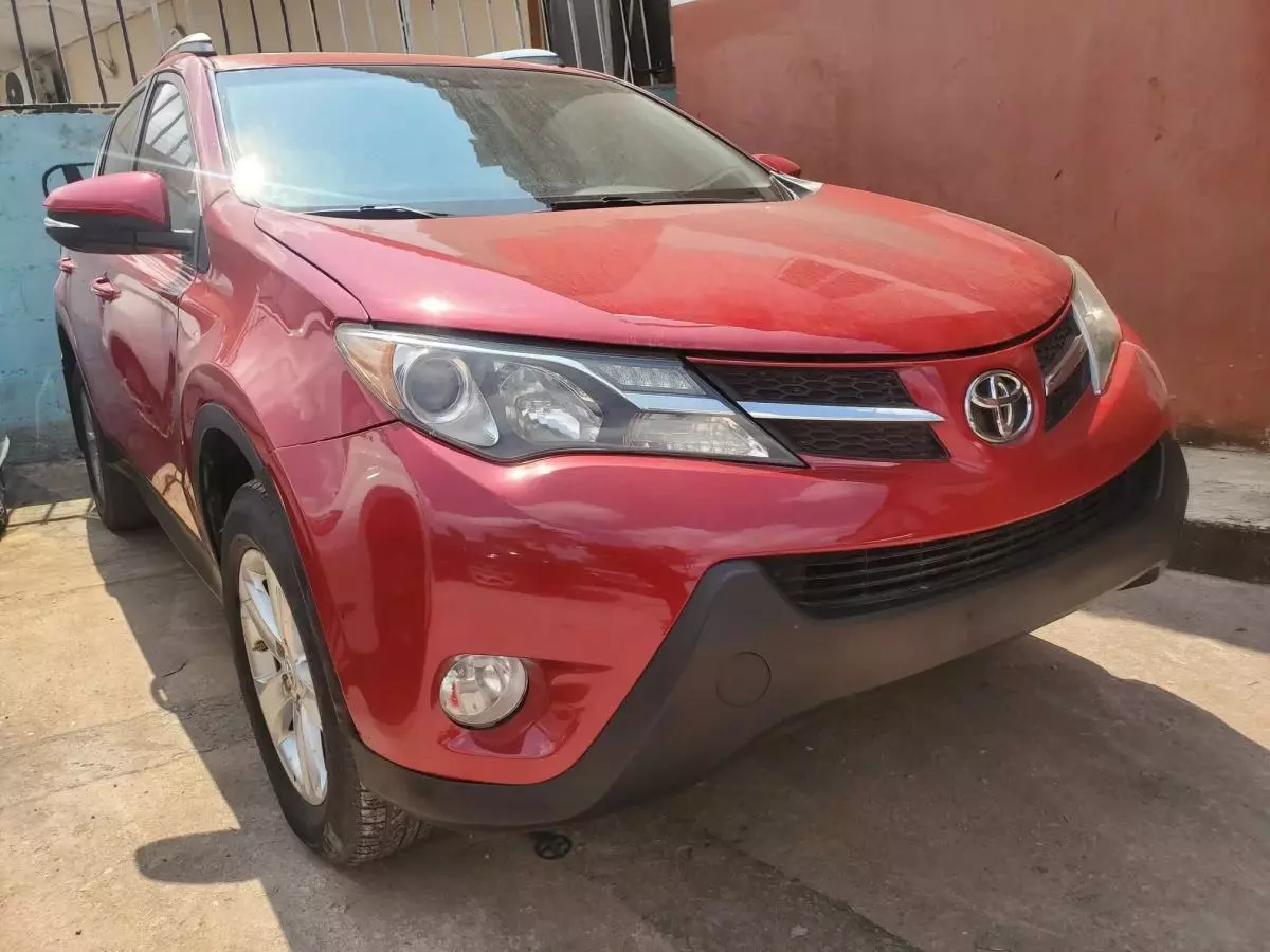 Toyota RAV 4   - 2013