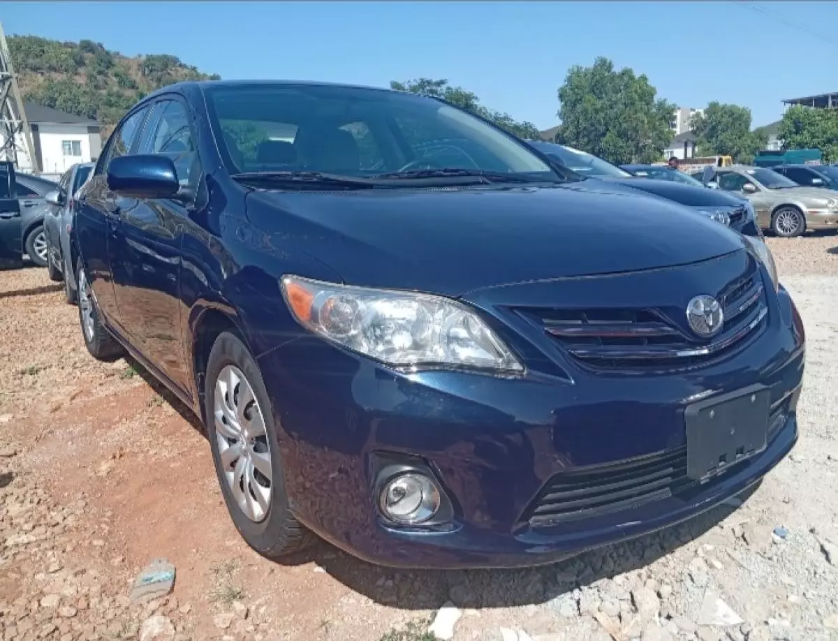 Toyota Corolla   - 2013