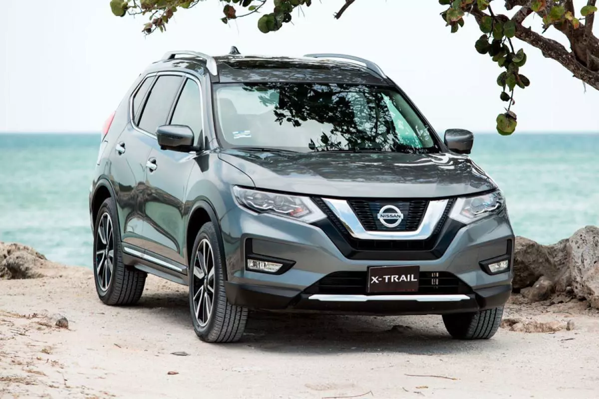 Nissan X-Trail   - 2021