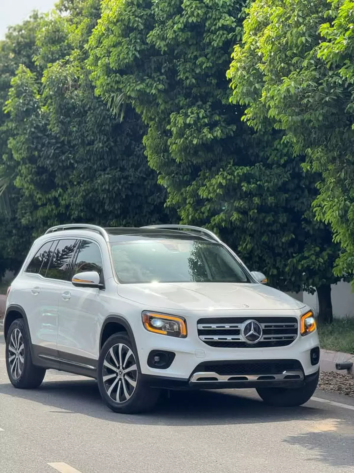 Mercedes-Benz GLB 250   - 2020