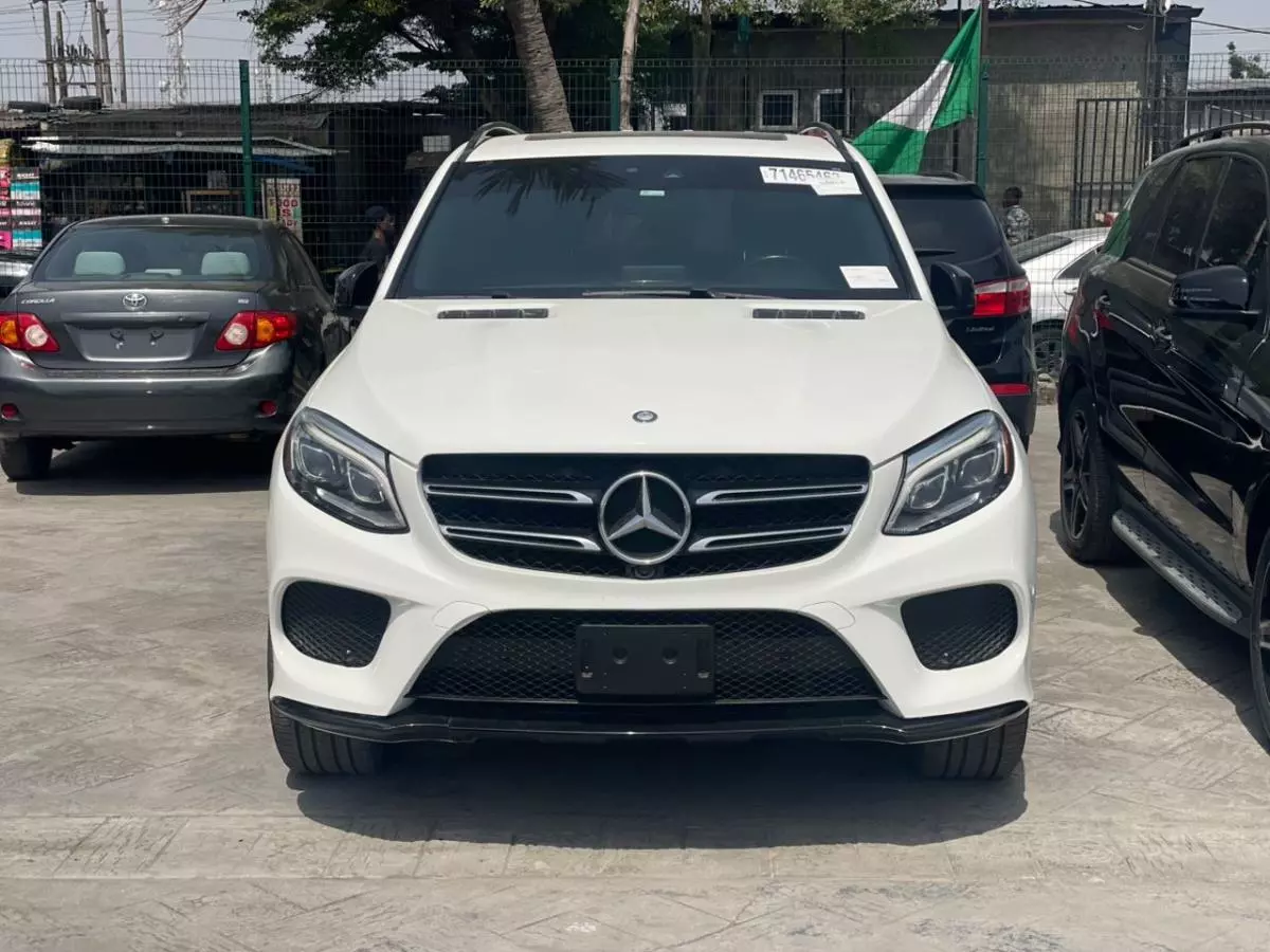 Mercedes-Benz GLE 350   - 2016