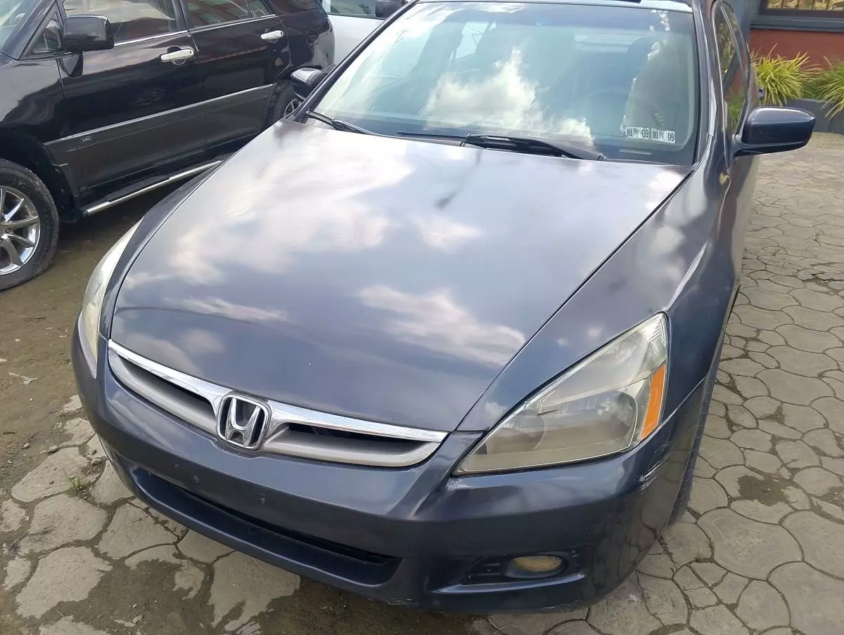 Honda Accord   - 2007