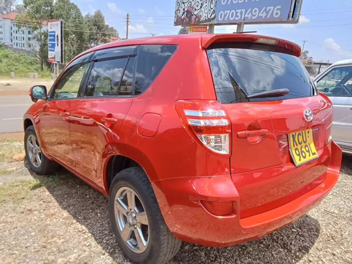 Toyota RAV 4   - 2012