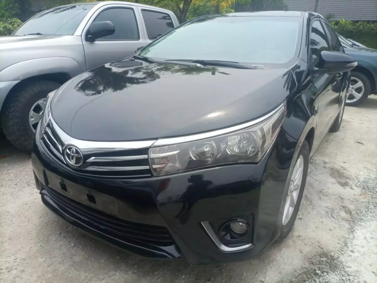 Toyota Corolla   - 2015