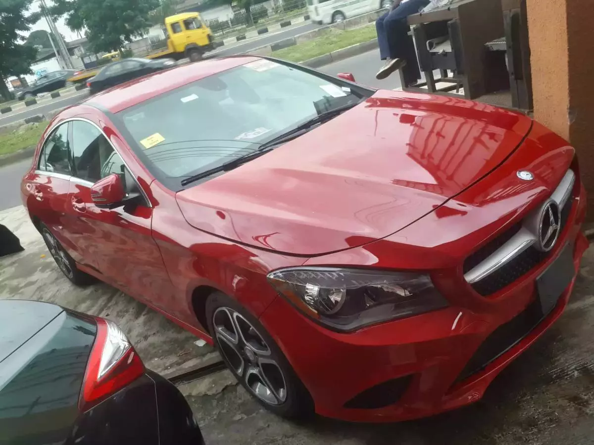 Mercedes-Benz CLA 250   - 2014