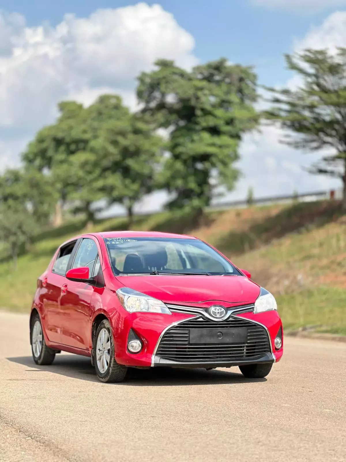 Toyota Yaris   - 2015