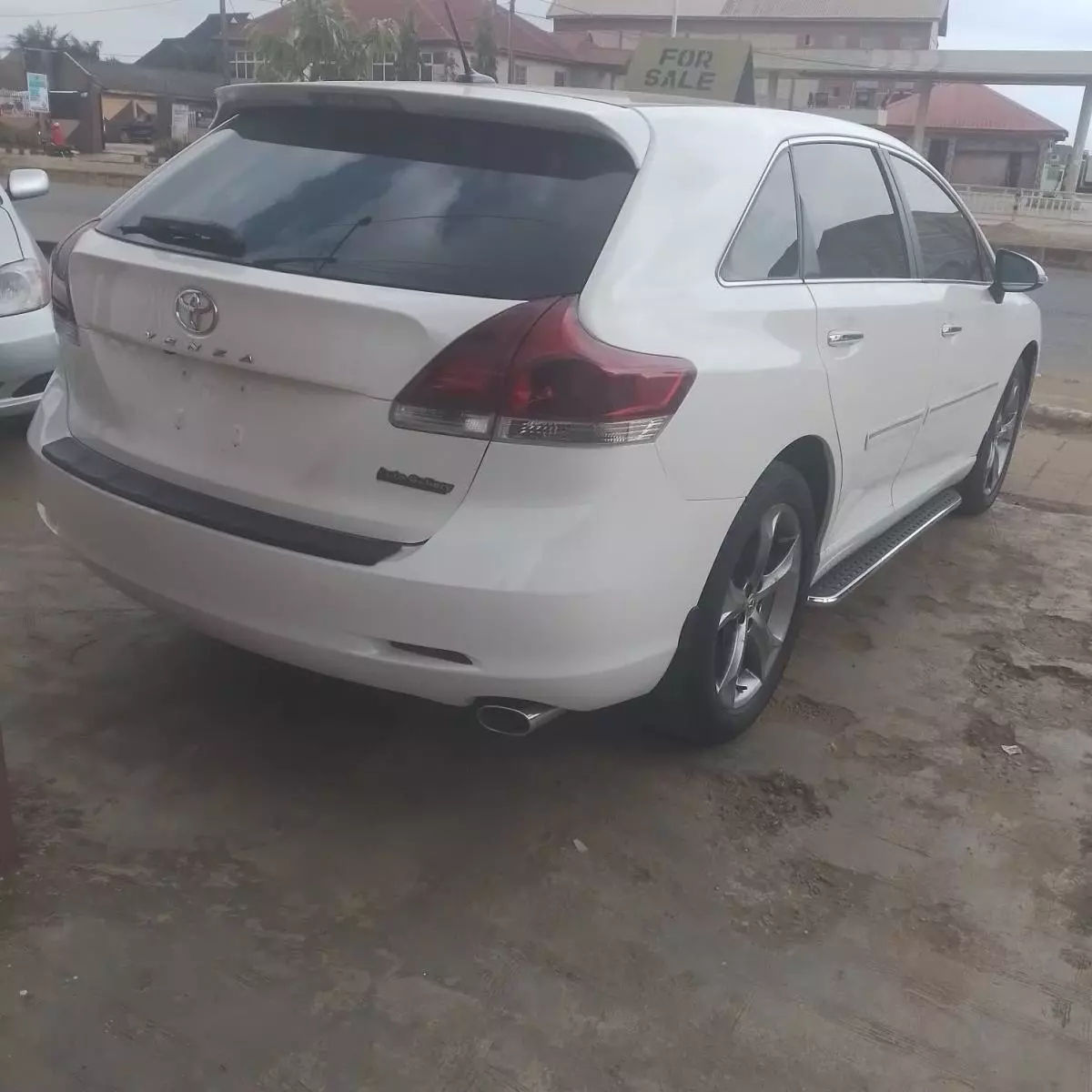 Toyota Venza   - 2010