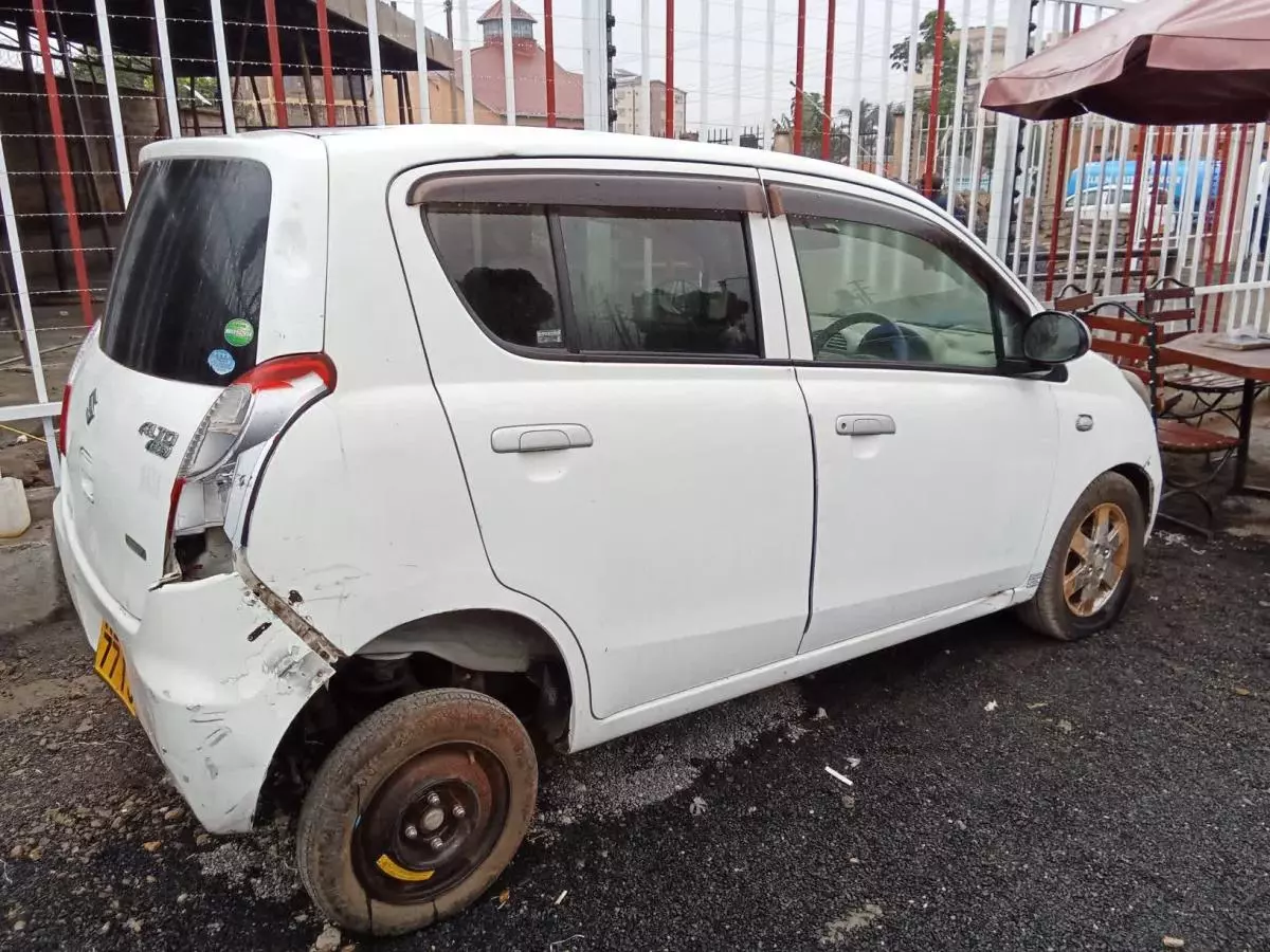 SUZUKI Alto GLX   - 2012