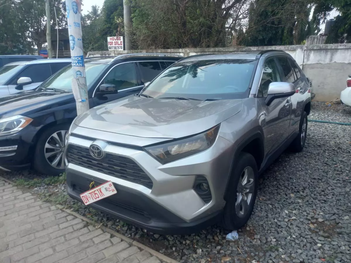 Toyota RAV 4   - 2022