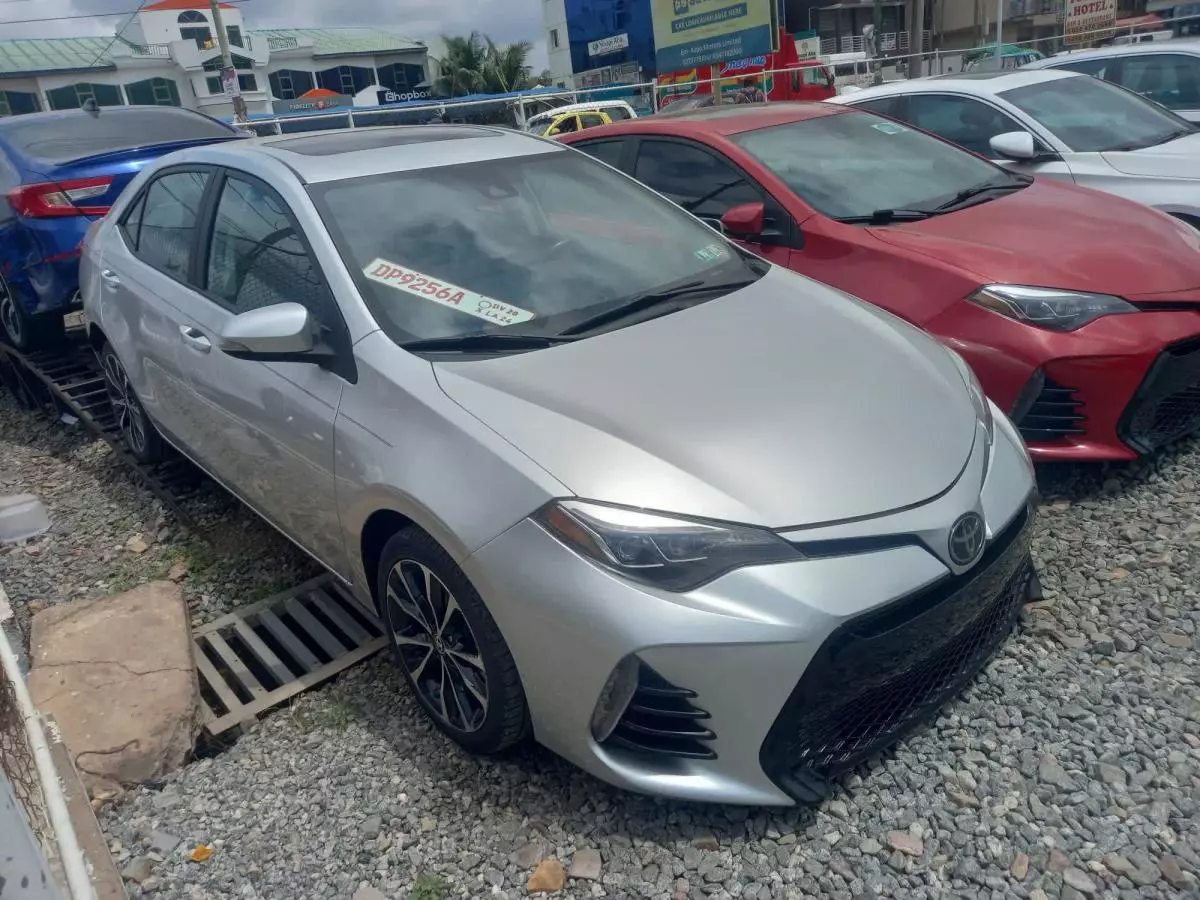 Toyota Corolla   - 2018