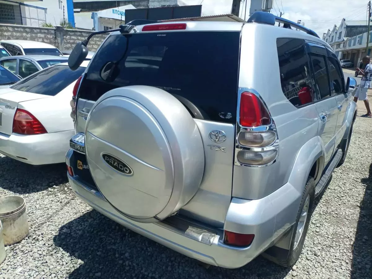 Toyota Landcruiser prado TX - 2004
