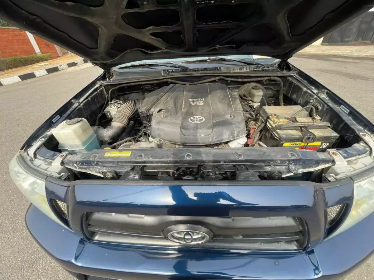 Toyota Tacoma - 2008