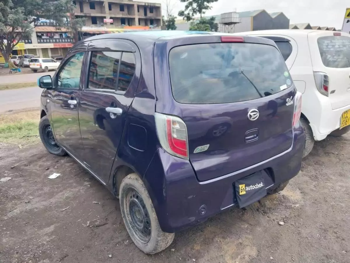 Daihatsu Mira    - 2013