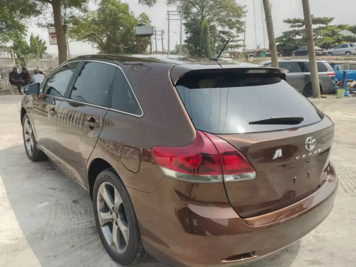 Toyota Venza - 2013
